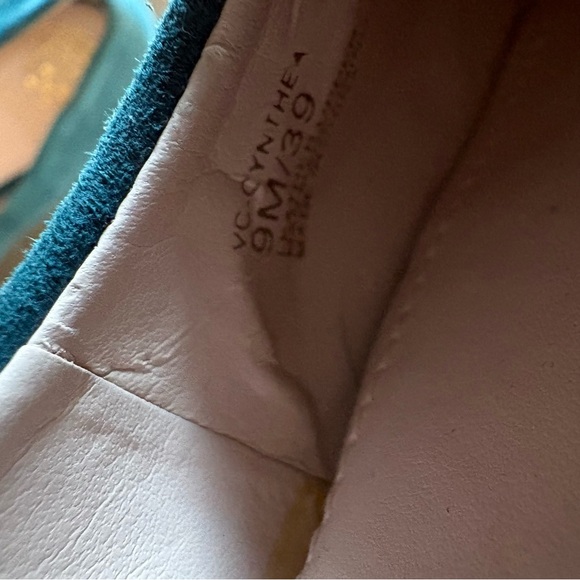 Vince Camuto Cynthea Turquoise Teal Suede Leather Heels Pumps Size 9 - Picture 12 of 12